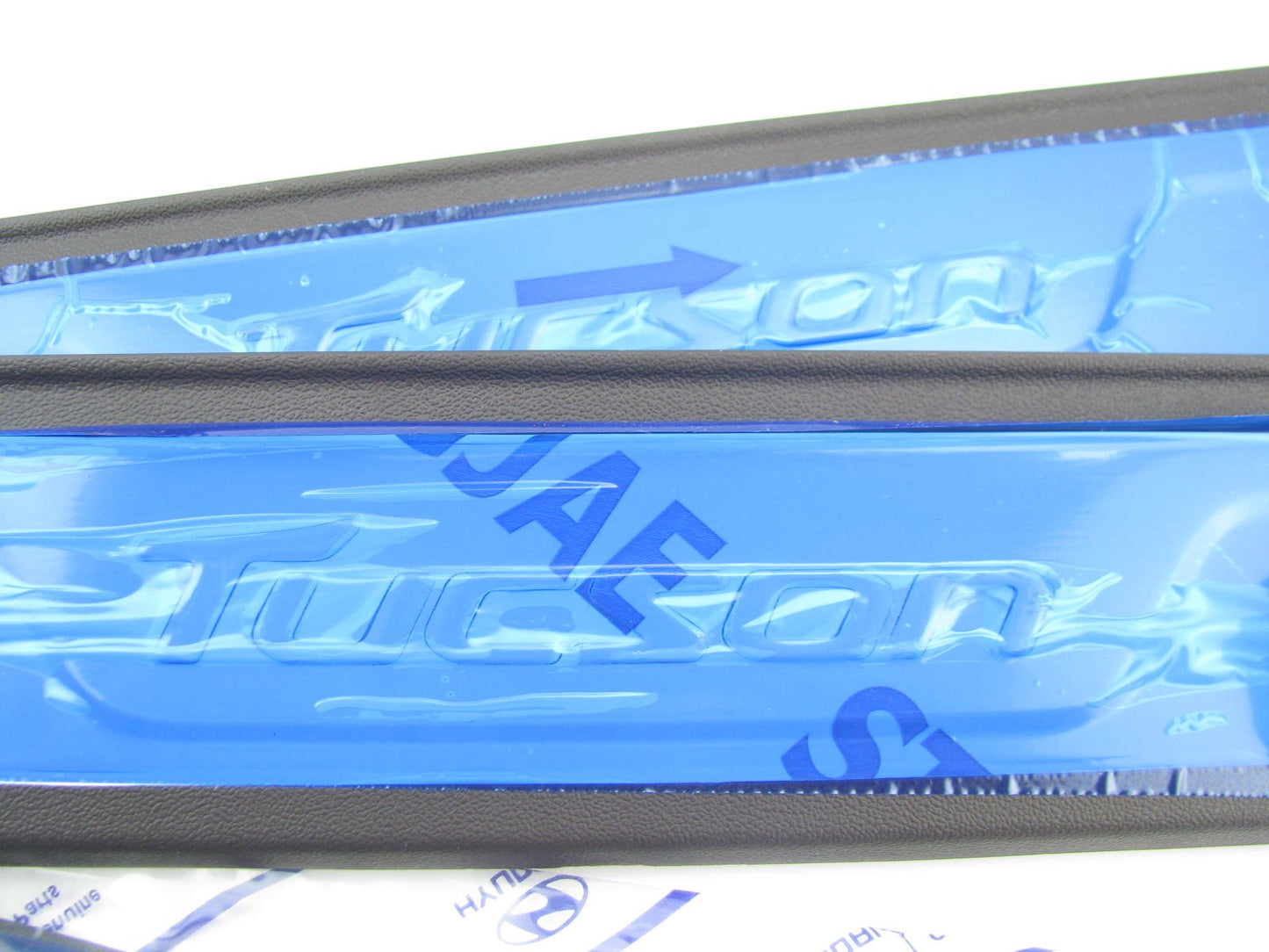 NEW Brushed Metal Door Sill Scuff Plates OEM For 2010-2015 Tucson  2SF45AC000MBS