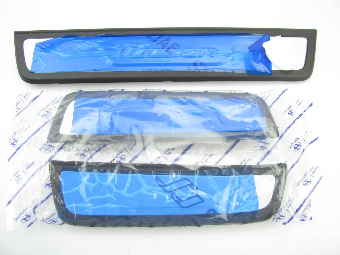 NEW Brushed Metal Door Sill Scuff Plates OEM For 2010-2015 Tucson  2SF45AC000MBS
