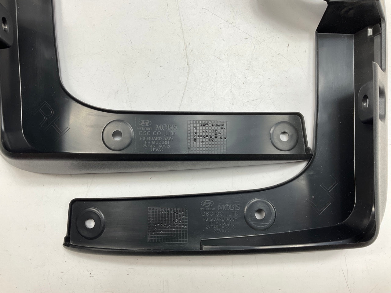 MISSING HARDWARE - Front Splash Mud Guards Set OEM For 12-17 Veloster 2VF46AC300