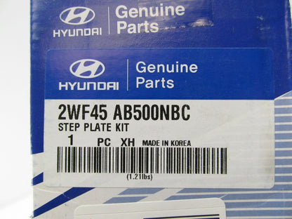NEW - OEM 2WF45AB500NBC Door Sill Scuff Plates For 2011-14 Hyundai Santa Fe