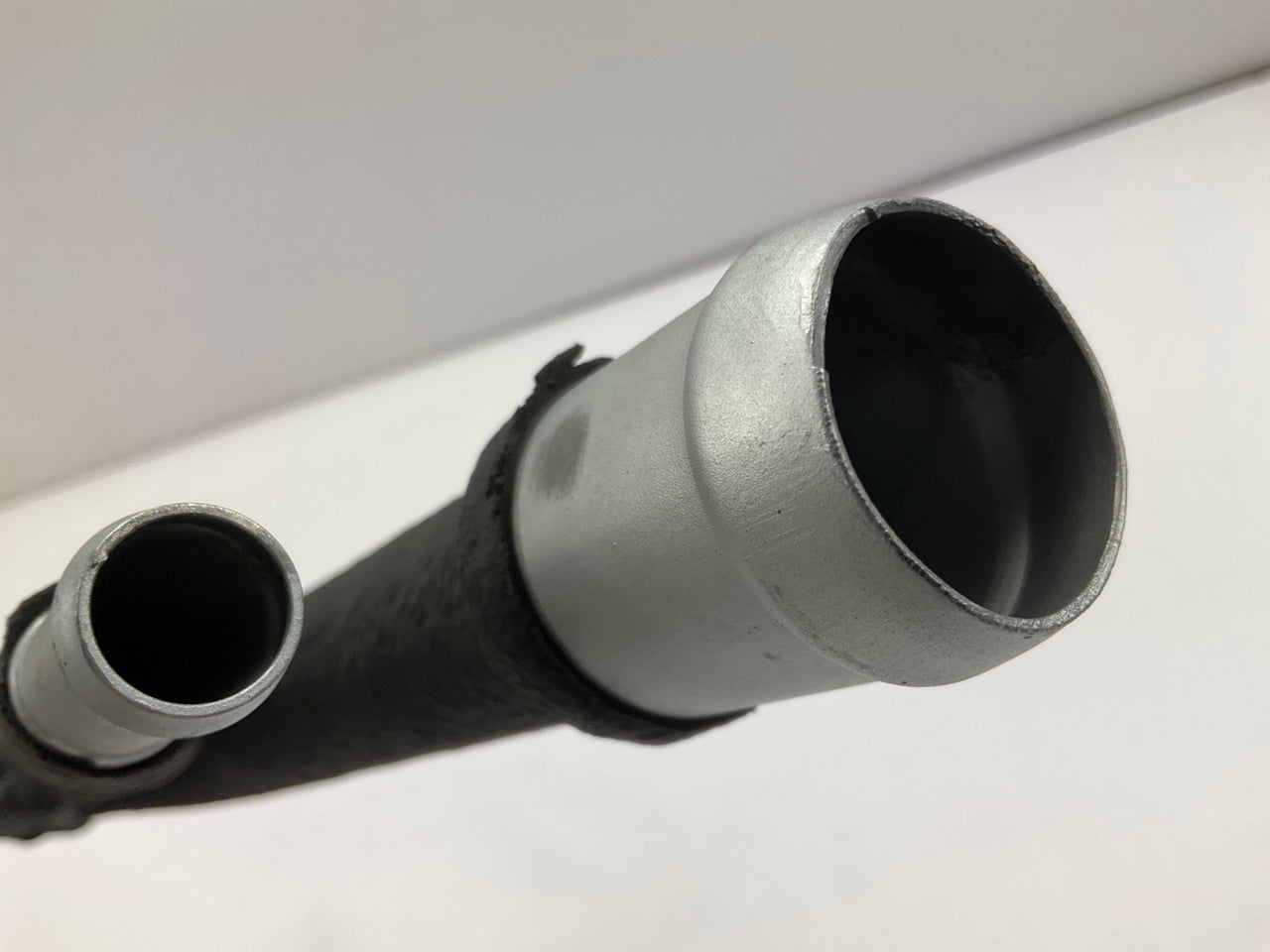 Fuel Filler Neck Gas Filler Tube OEM For 2003-2006 Hyundai Accent 3104125700