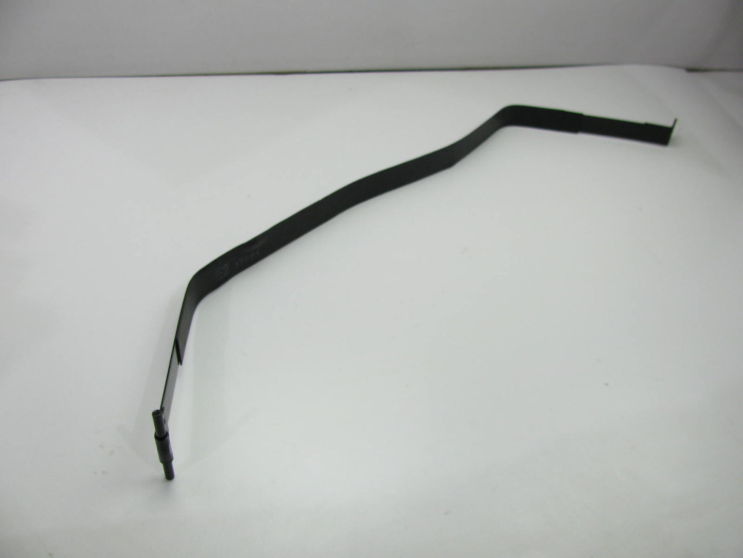 NEW 3121039100 LEFT Fuel Gas Tank Strap OEM For 2001-2005 Hyundai XG300 XG350