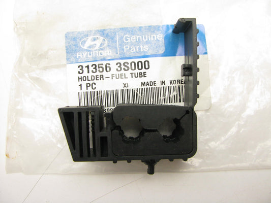 New OEM Fuel Tube Holder For 11-13 Sonata, 2012 Azera 313563S000