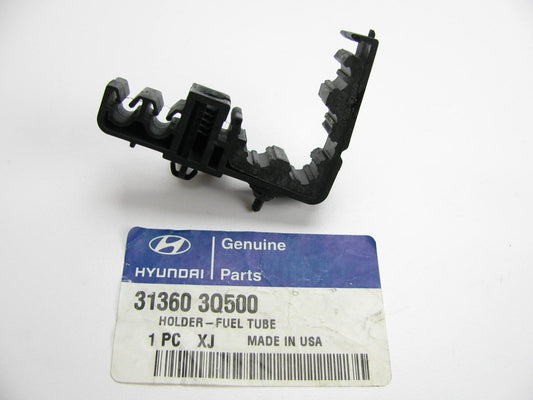 New OEM Fuel Tube Holder For 2010-2013 Hyundai Sonata 313603Q500