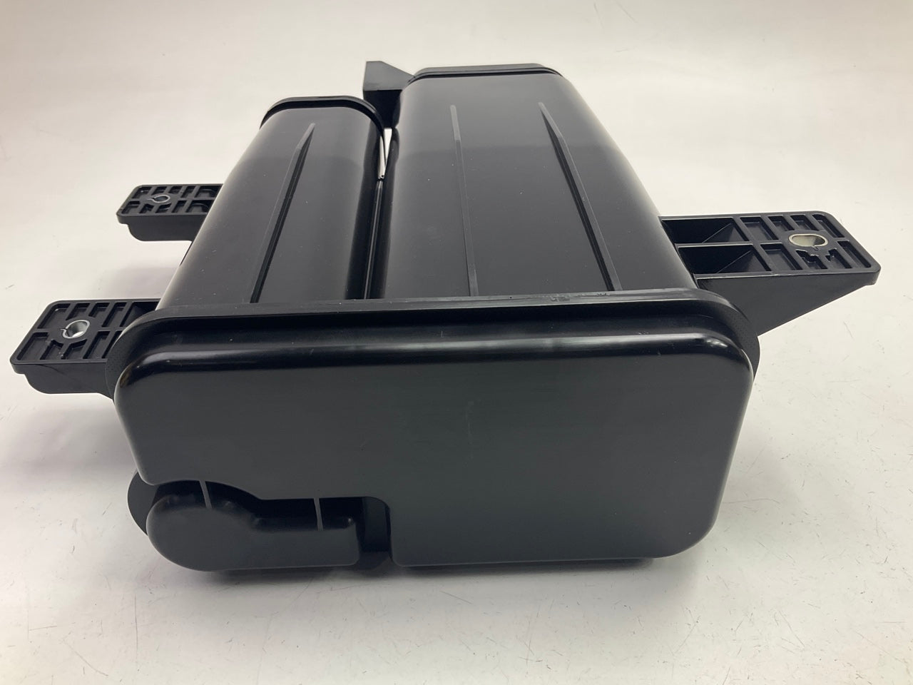 Missing Solenoid - NEW Charcoal Fuel Vapor Canister OEM For Hyundai 31420S2500