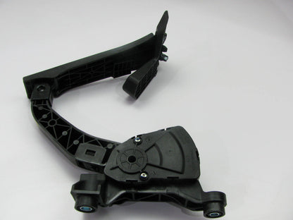 NEW Accelerator Throttle Gas Pedal OEM For 2011-2016 Hyundai Azera 327002T110