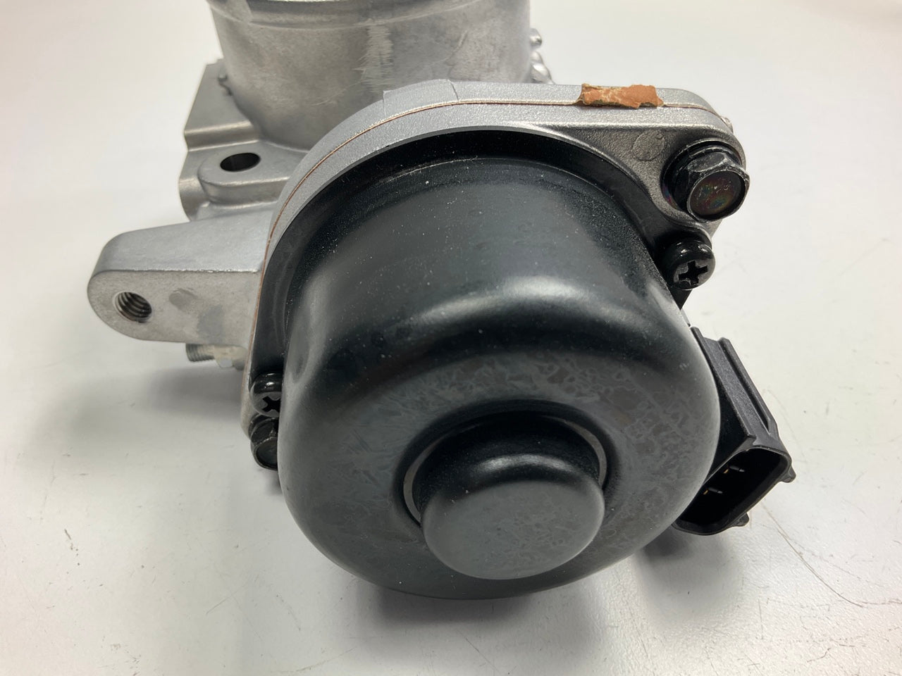 NEW GENUINE Throttle Body OEM For 01 Hyundai XG300, 02-05 XG350 3512039050
