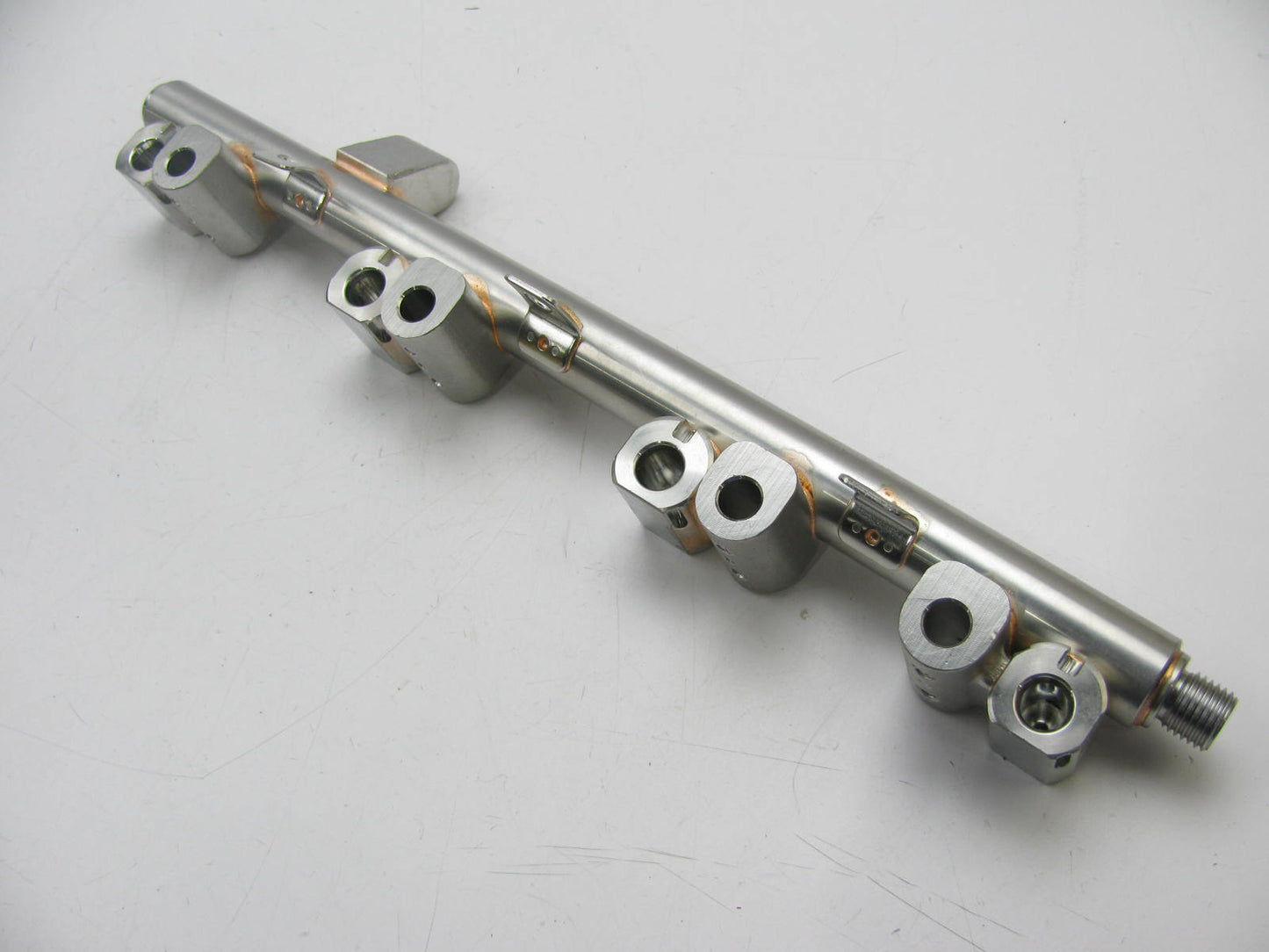 NEW GENUINE Empty Fuel Injection Fuel Rail OEM For Hyundai 2.5L TURBO 353042T000