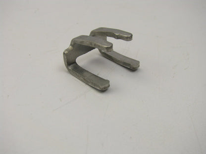 NEW GENUINE Fuel Injector Retainer Holder Clip OEM For Hyundai 353093C550