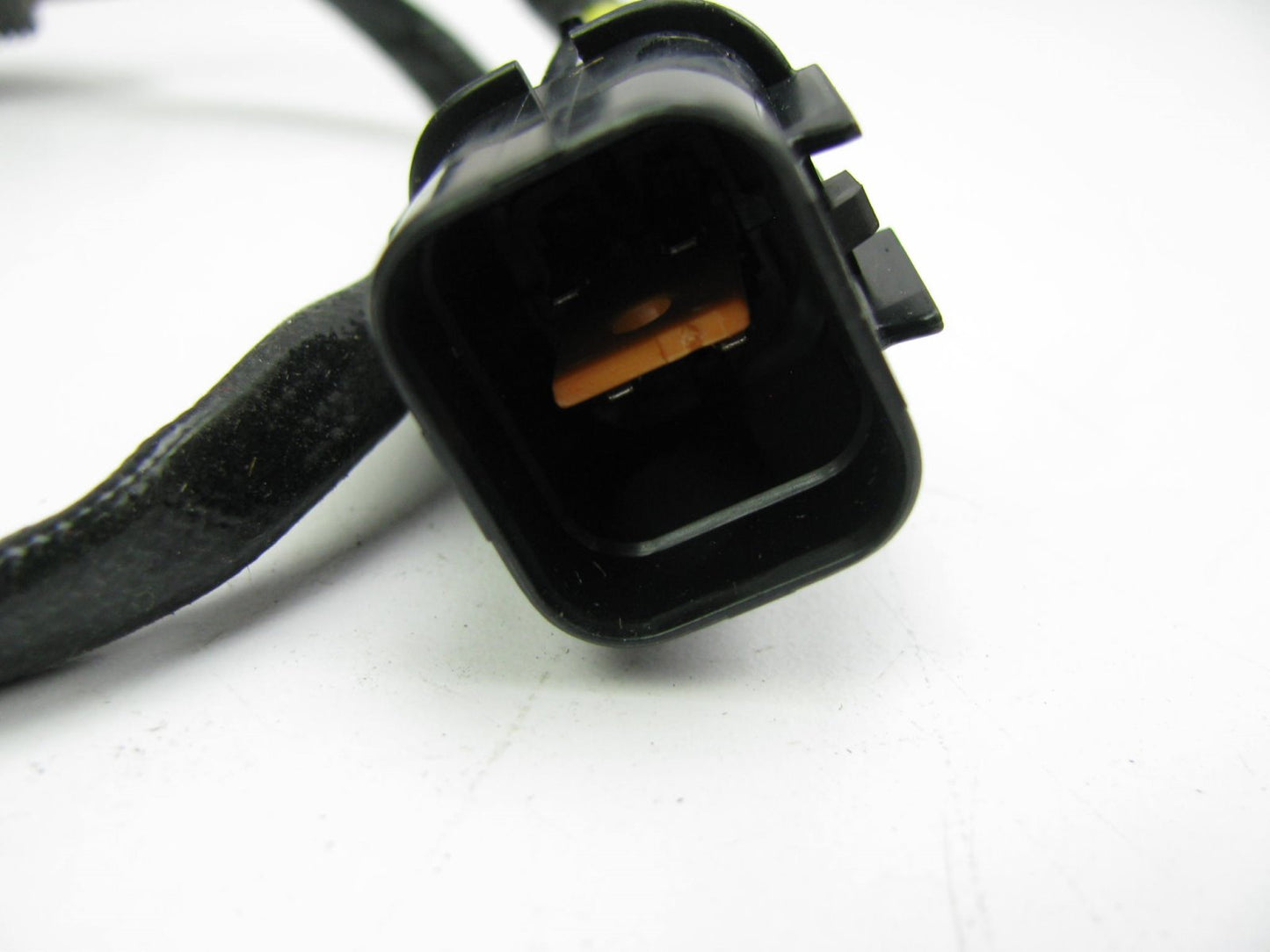 NEW GENUINE RIGHT Oxygen O2 Sensor OEM For 99-02 Sonata 02 Santa Fe 3921037145