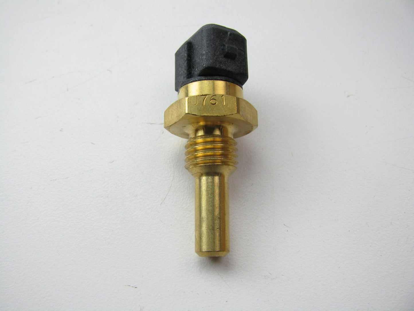 NEW 3922022020 Engine Coolant Temperature Sensor For Hyundai 4 CYLINDER ONLY