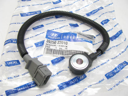 NEW GENUINE Ignition Knock Detonation Sensor OEM For 94-95 Scoupe 95-99 Accent
