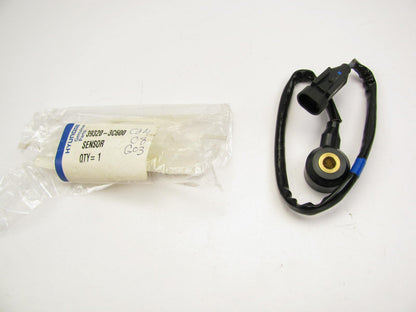 NEW - OEM 39320-3C600 Right Ignition Detonation Knock Sensor For Hyundai