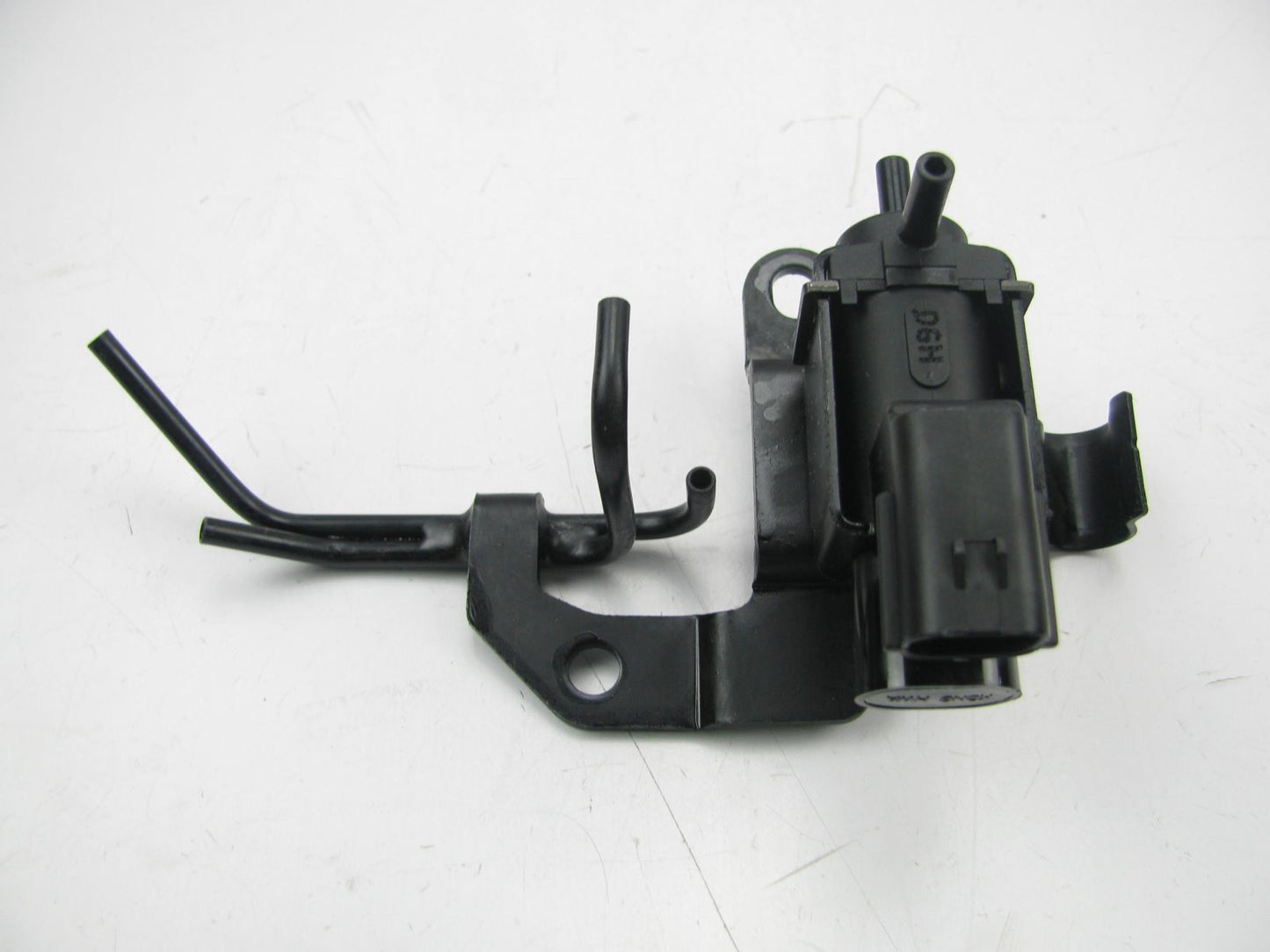 NEW Variable Induction Control VIC Vacuum Solenoid OEM For 09-12 Genesis 4.6L V8
