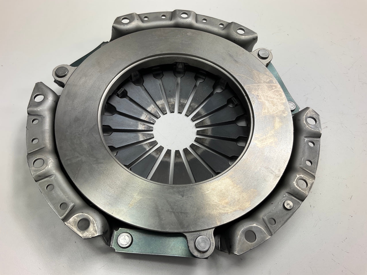 NEW GENUINE Clutch Pressure Plate OEM For Hyundai 4130026021