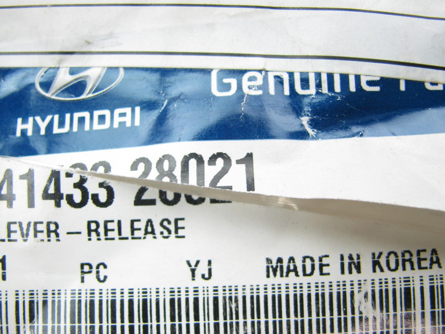 NEW - OEM 4143328021 Manual Trans Clutch Release Fork Shaft Lever For Hyundai