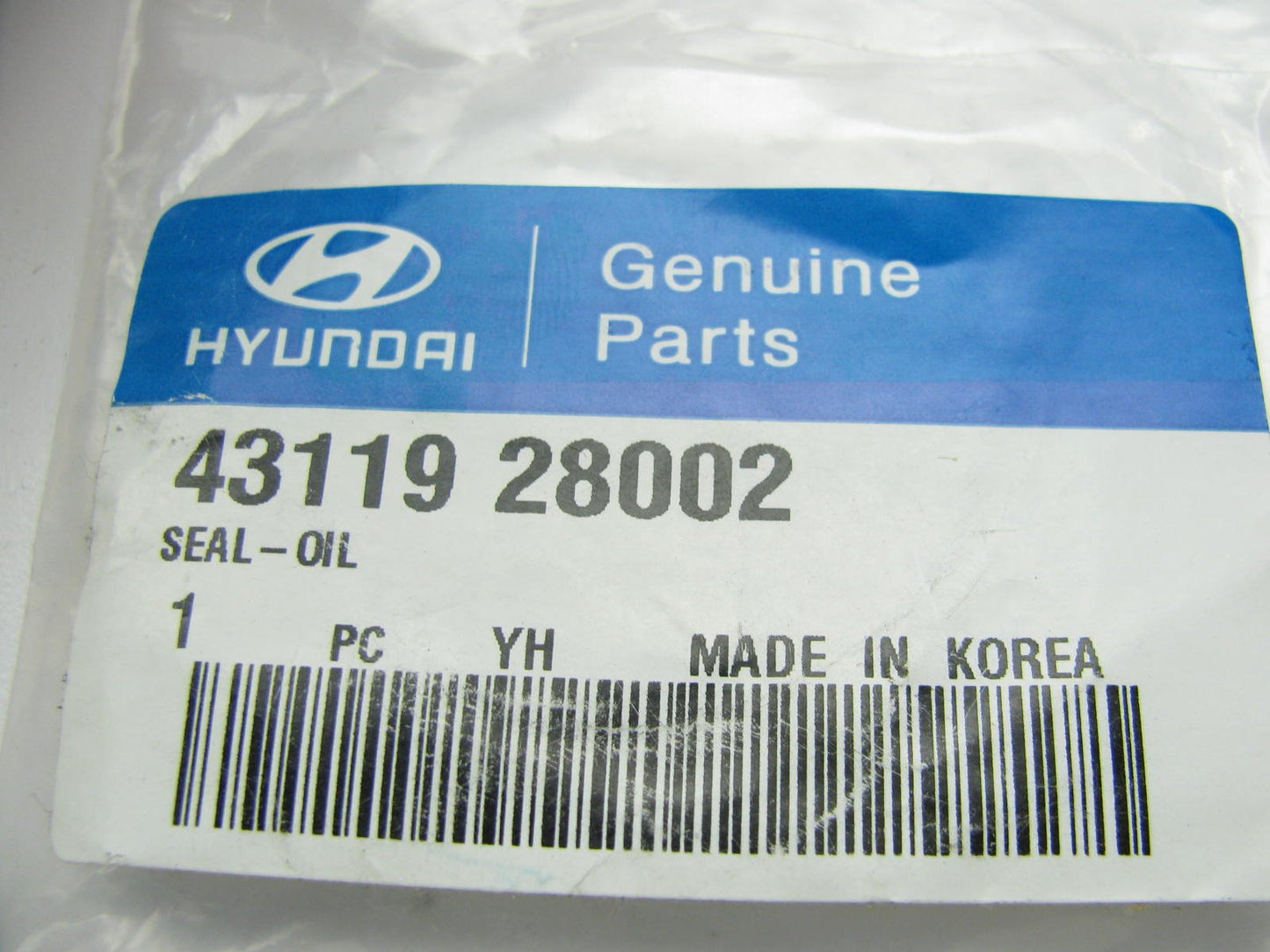 New Genuine Axle Output Shaft Seal OEM For Hyundai 4311928002