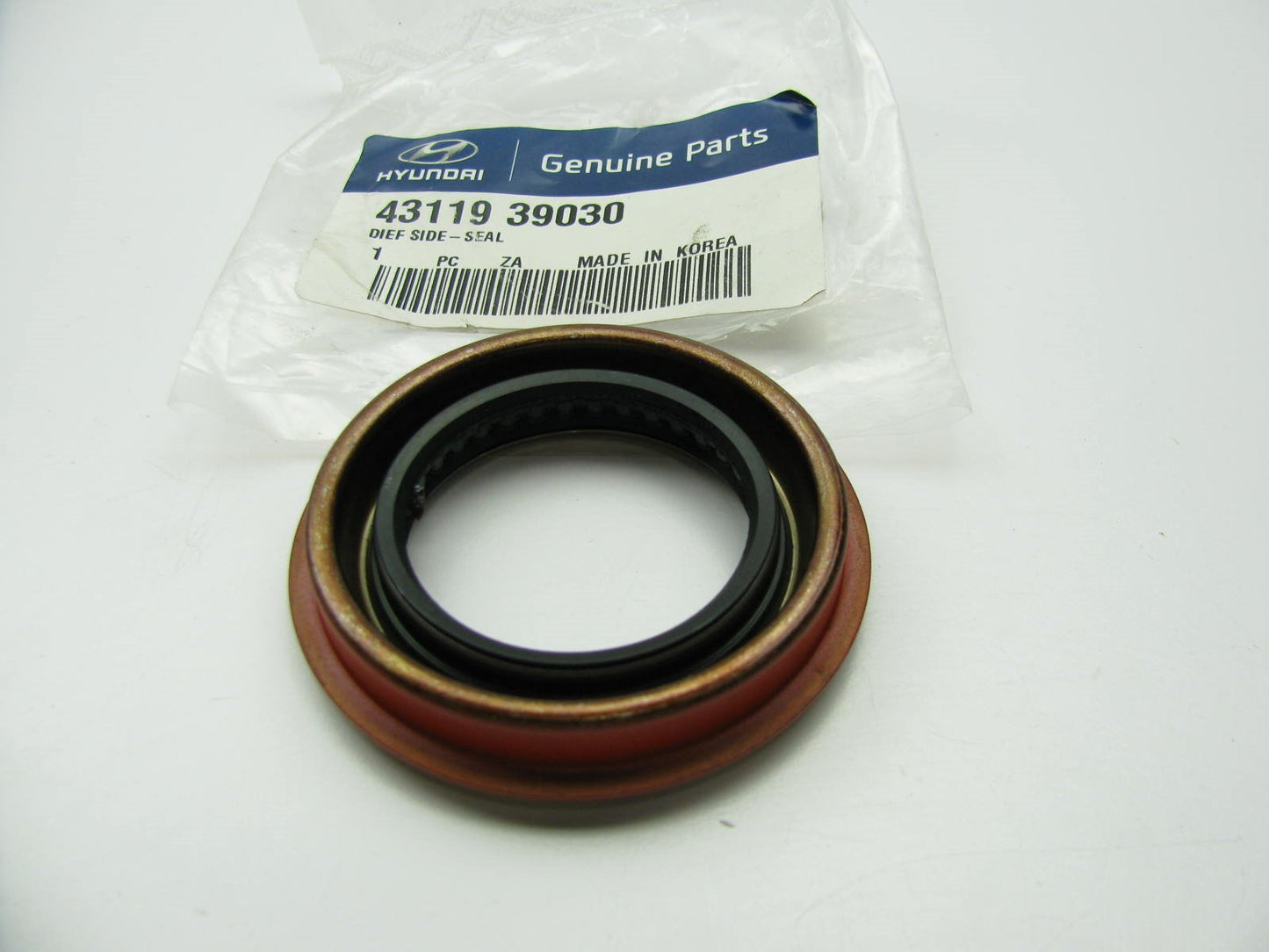 NEW OEM Left Manual Trans Transmission Output Shaft Seal For Hyundai 4311939030