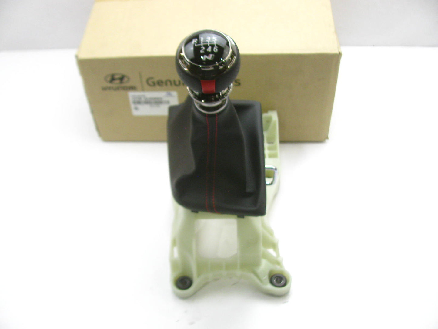 NEW OEM Manual Trans Shifter & Shift Knob For 2021-23 Elantra 1.6L 43700AA300RED