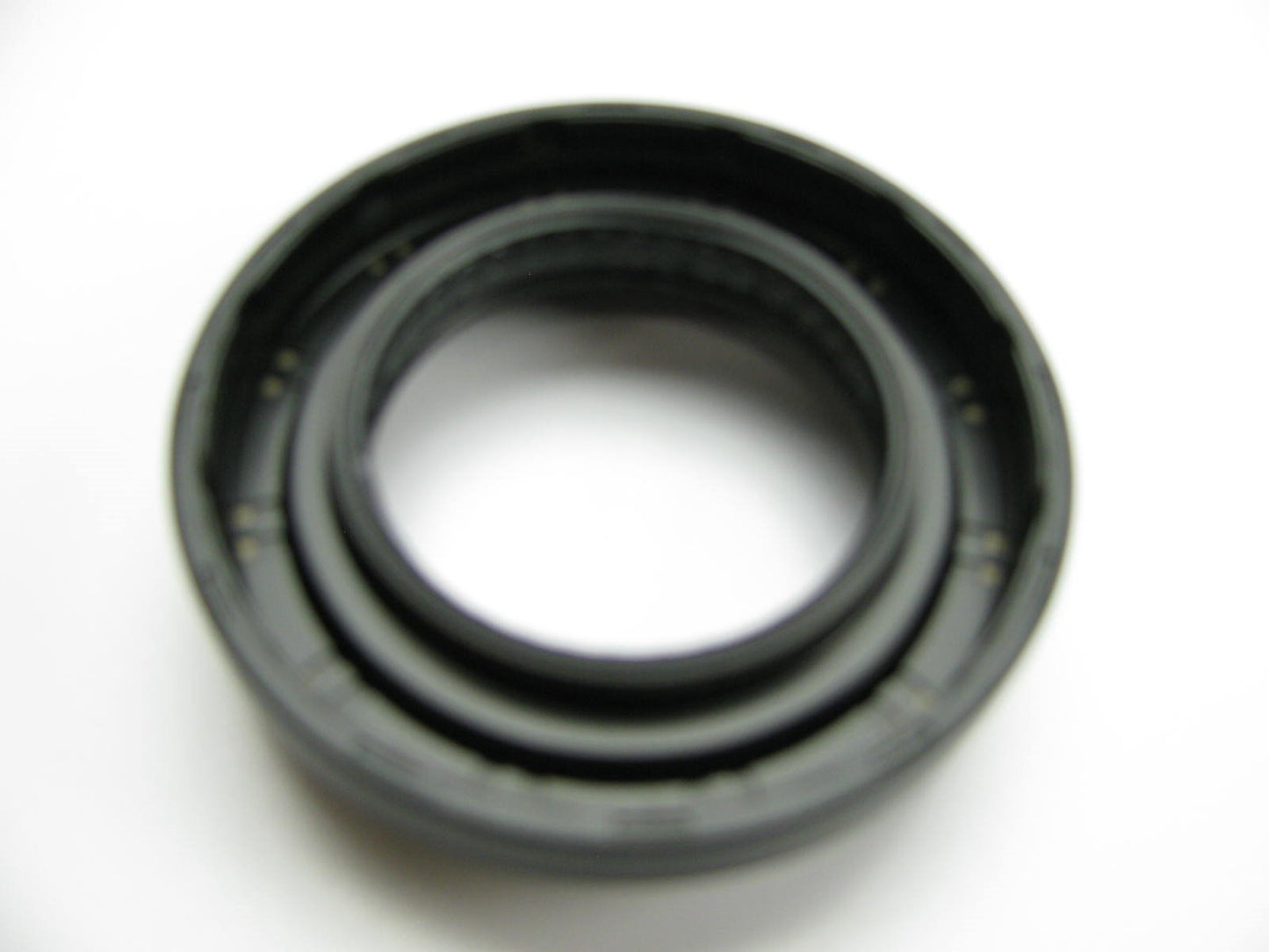 New OEM Automatic Transmission Output Shaft Seal For 12-14 Accent 4524526210