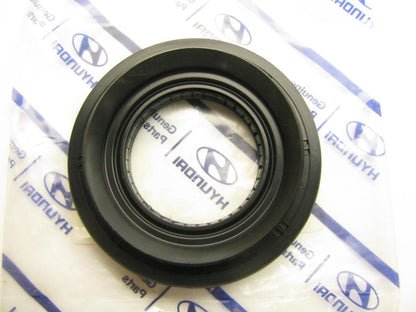 NEW - OEM GENUINE Auto Trans Output Shaft Seal For Hyundai 452453B100