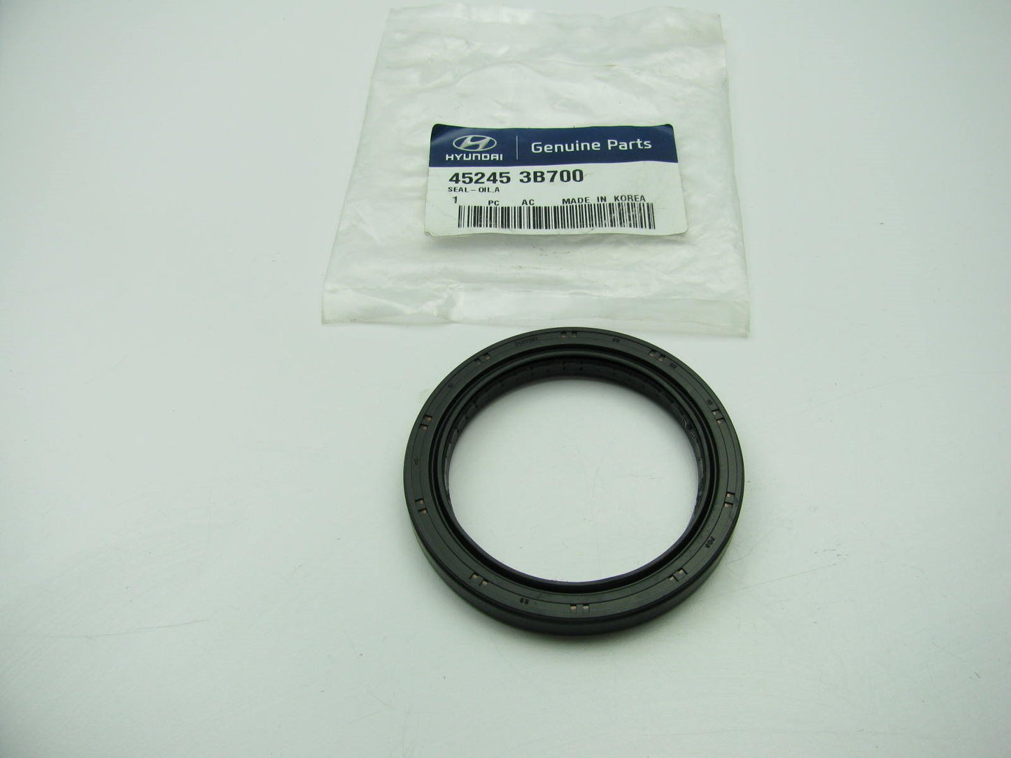 Auto Trans Output Shaft Seal OEM For 10-14 Hyundai Santa Fe AWD 452453B700