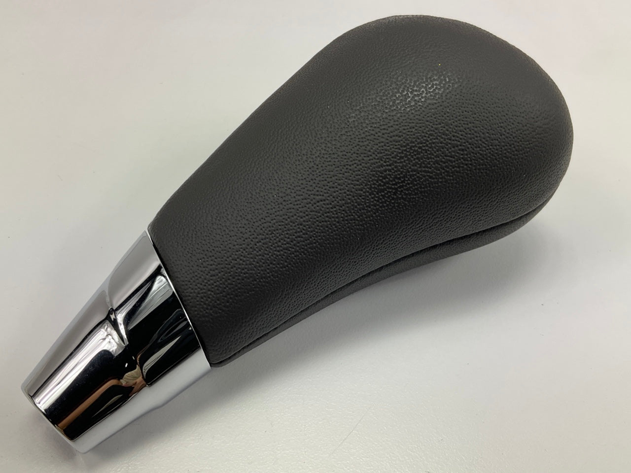 NEW GENUINE Auto Trans Shift Knob OEM For 2010-2012 Santa Fe 467202B600HZ