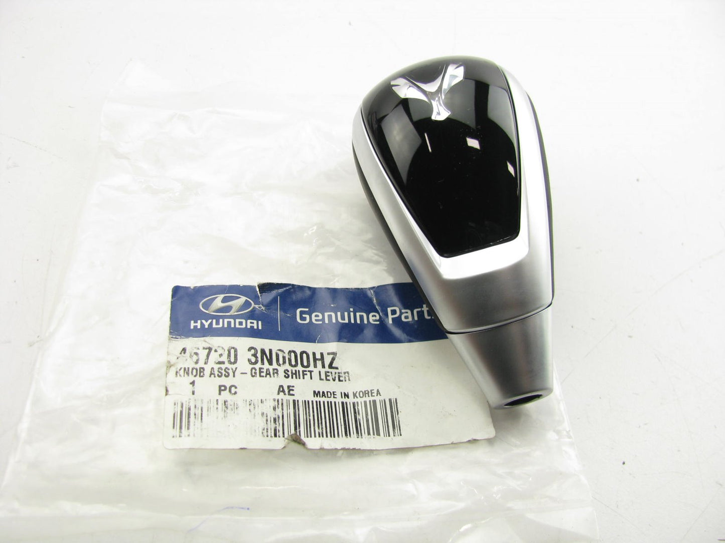 NEW - OEM Automatic Transmission Gear Shift Knob For 10-13 Equus 467203N000HZ