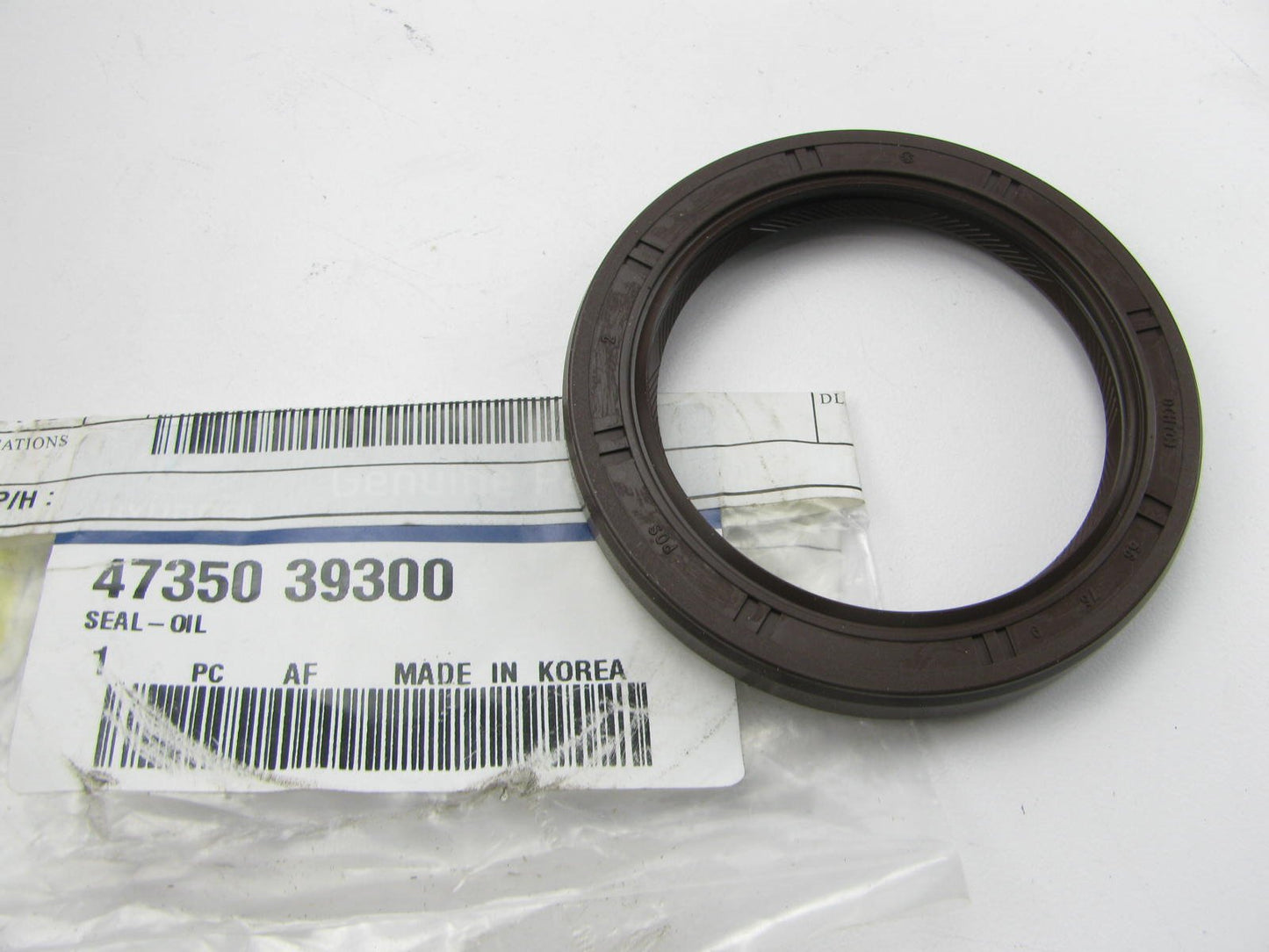 NEW - OEM Output Shaft Seal For Hyundai Transfer 4WD 4735039300