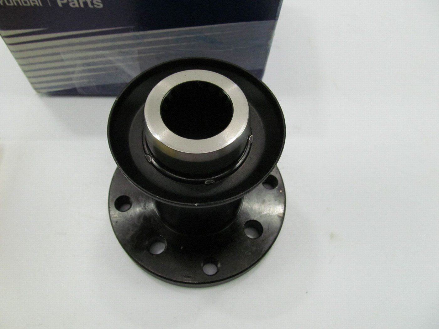 NEW - OEM 4738939310 Rear Transfer Flange For 06-12 Hyundai Santa Fe & Veracruz