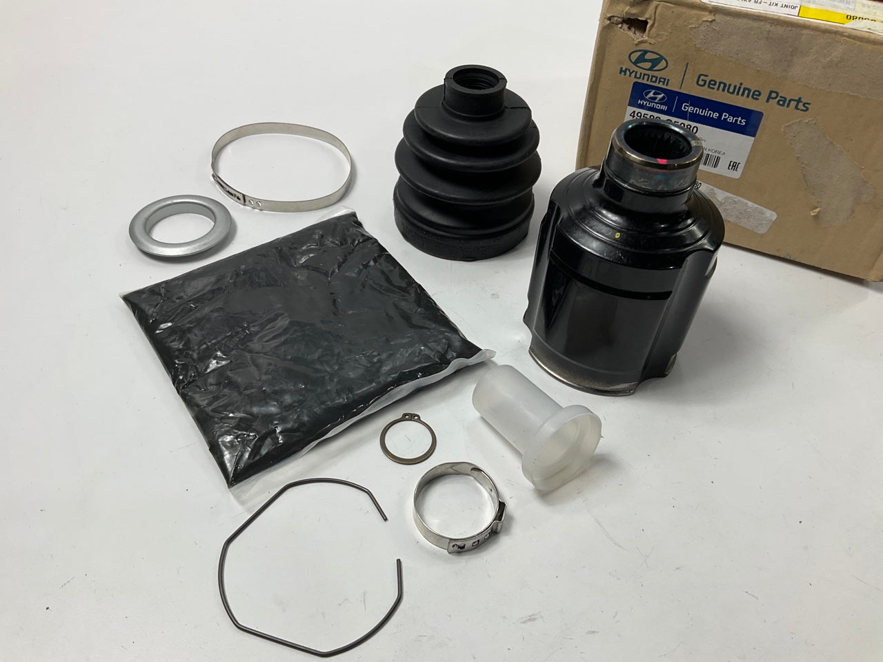 Front Right CV Axle Joint, Diff Side Rubber Boot Kit OEM For Hyundai 49582C5080