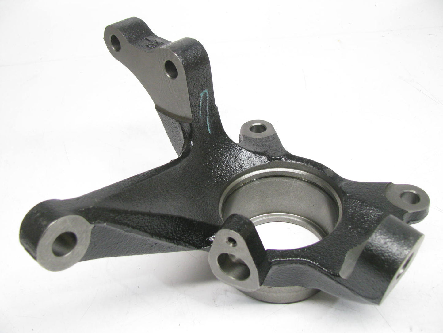 NEW - OEM 51715-2D110 FRONT LEFT Steering Knuckle For 2001-2006 Elantra W/O ABS