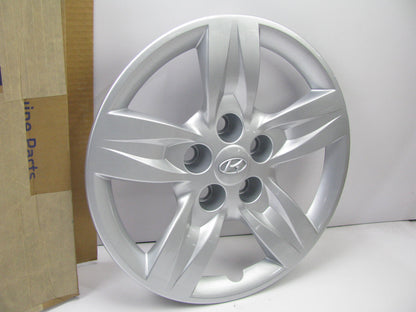 NEW - OEM 529600W100 Wheel Hub Cap 16'' 5 Spoke Silver For 2009 Hyundai Santa Fe