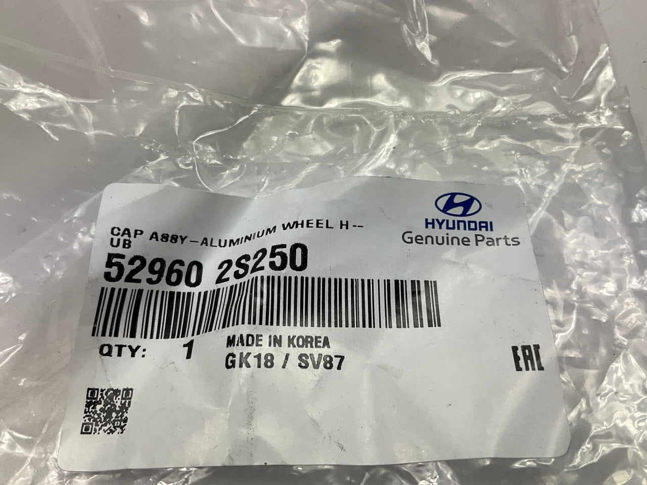 (4) NEW GENUINE Wheel Center Caps OEM For Hyundai 529602S250