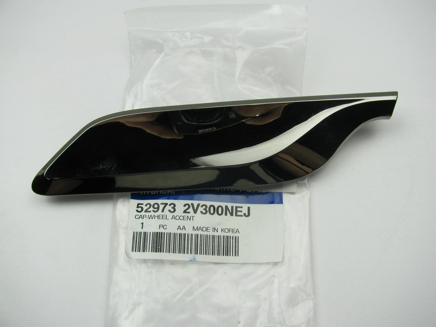 New OEM Wheel Cap Chrome Trim For 13-15 Hyundai Veloster 529732V300NEJ