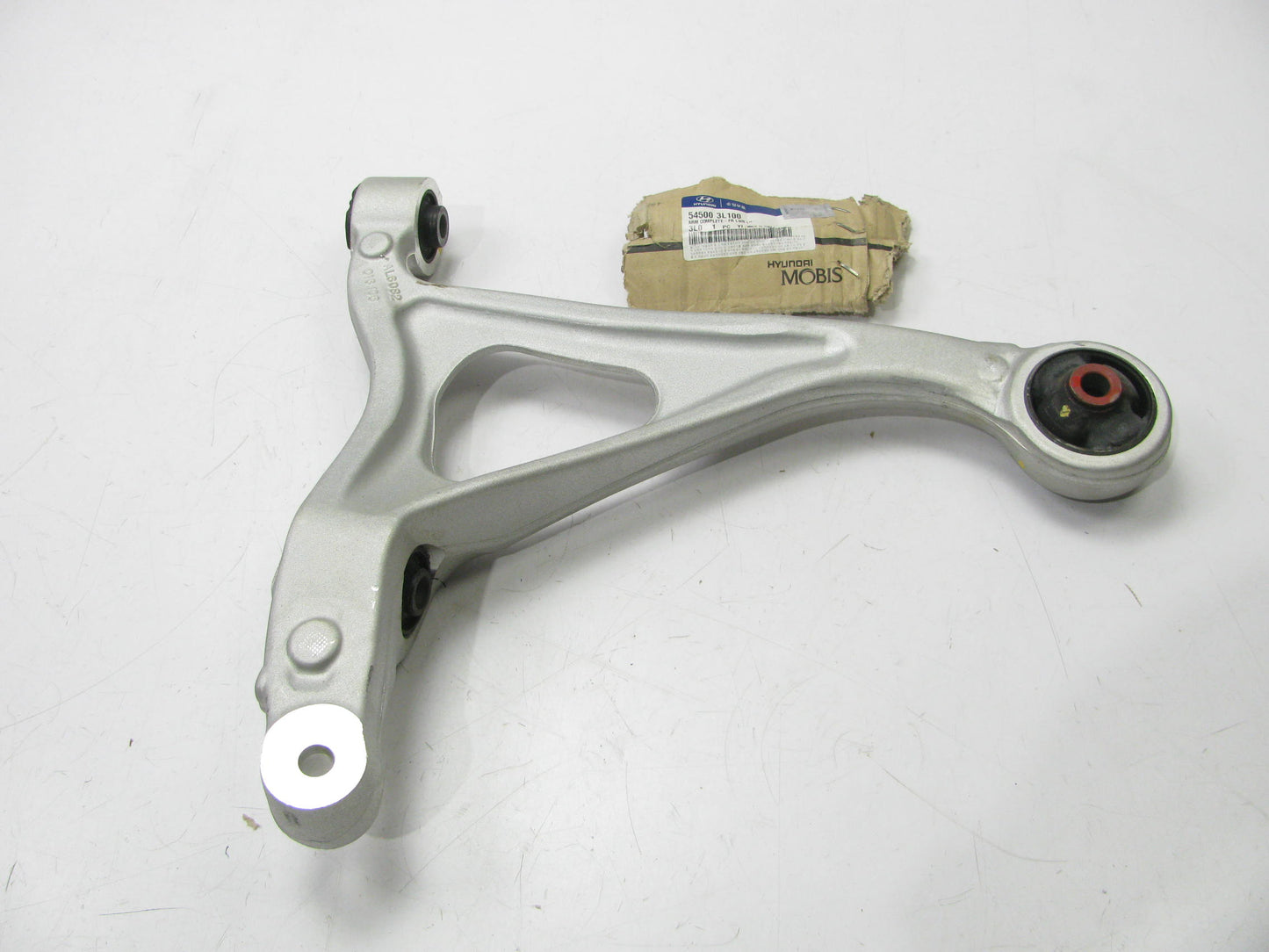 NEW OEM Lower Left Suspension Control Arm  545003L100 For 2006-11 Hyundai Azera