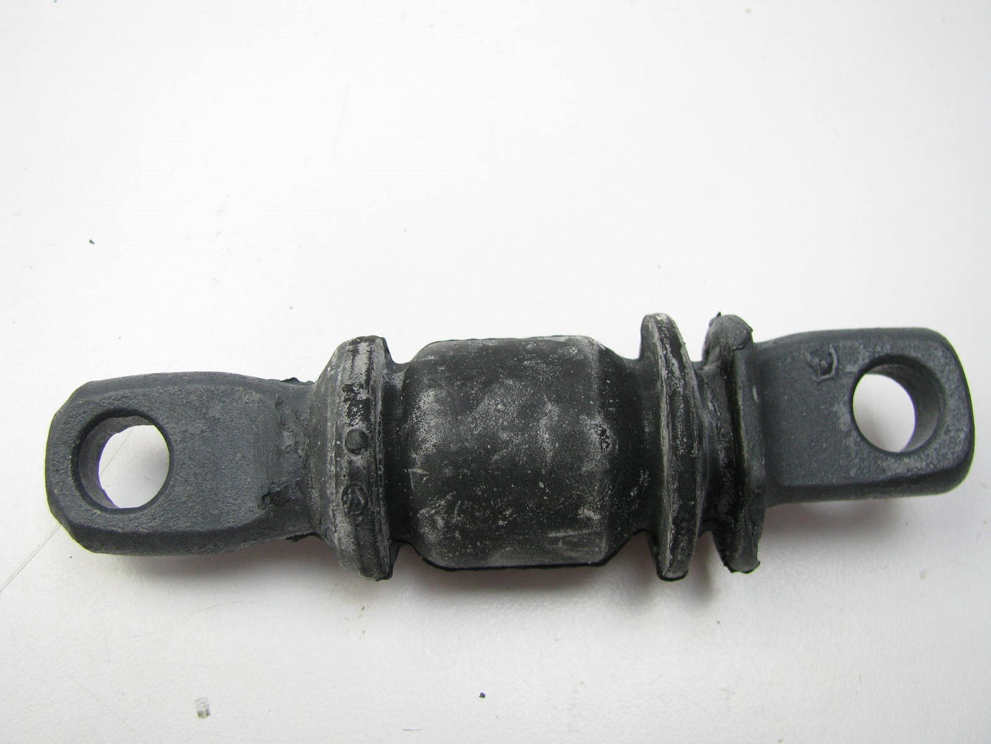 NEW FRONT Lower Control Arm Bushing OEM For 98-05 Sonata, 01-05 XG350 5455138010