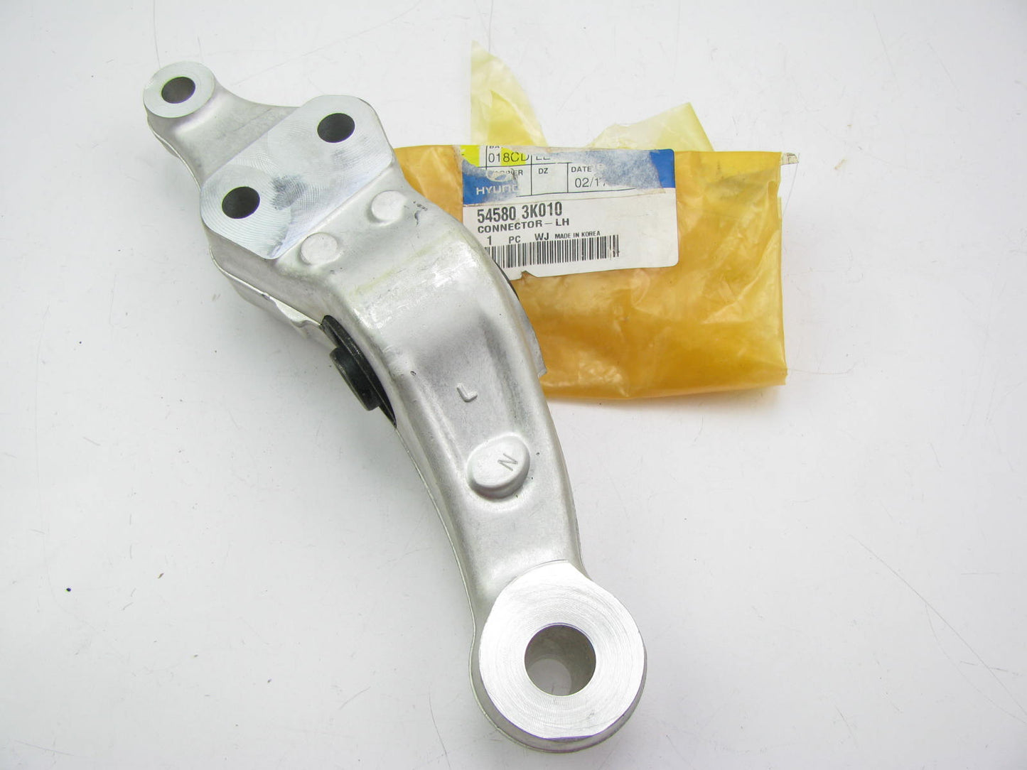 NEW 545803K010 Front Left Lower Control Arm Connector For 08-10 Hyundai Sonata