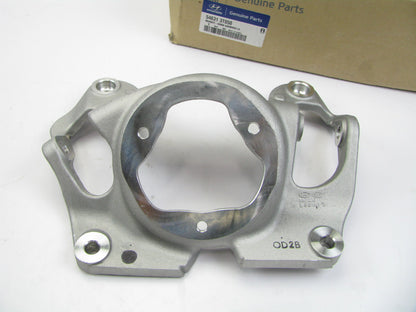 NEW GENUINE Left Shock Absorber Mounting Bracket OEM For Hyundai 546313T050