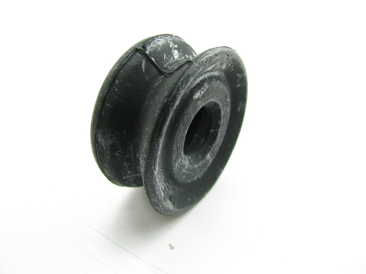 New Genuine Front Suspension Shock Mount Insulator For Hyundai 5464338000