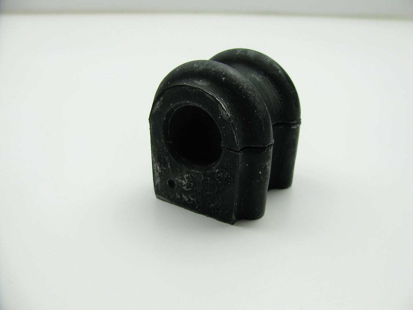 548121G000 Front Sway Bar Bushing OEM For Hyundai Accent 2006-2011