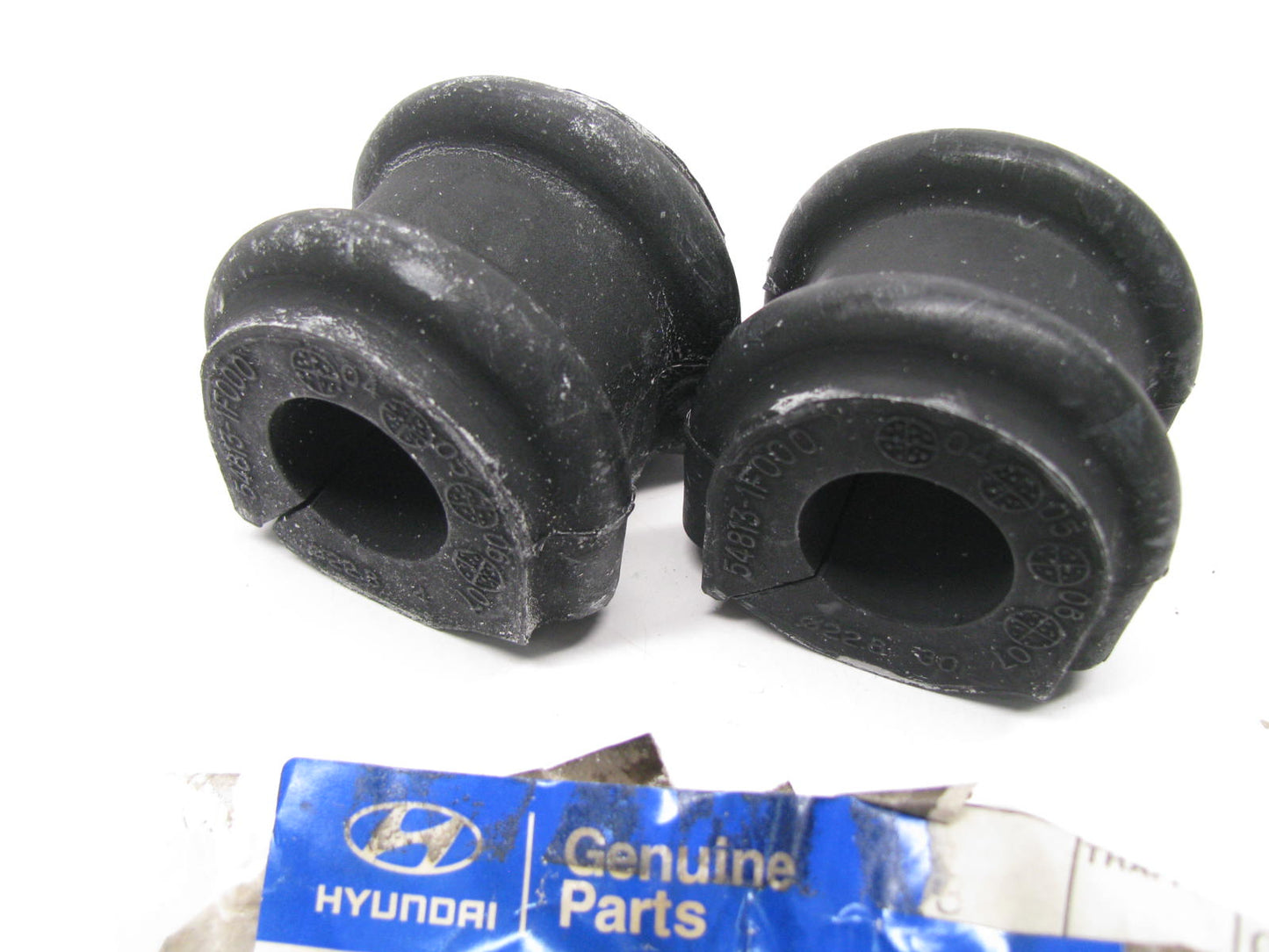 (2) NEW - OEM 548131F000 Front Sway Bar Bushing For 2005-2009 Hyundai Tucson