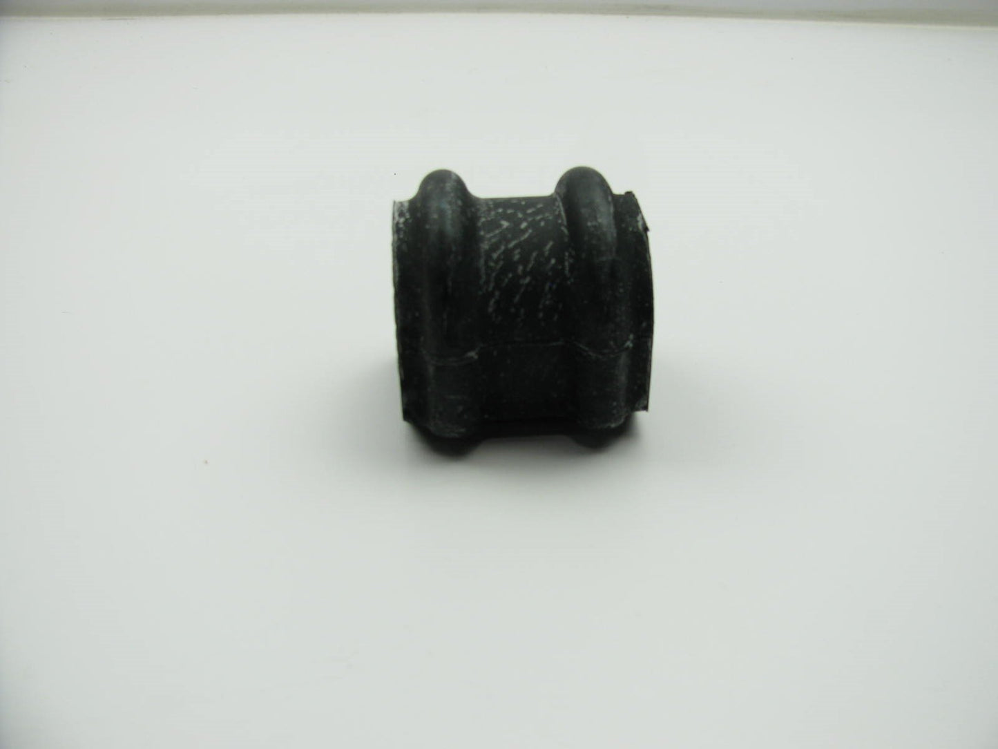 NEW GENUINE Front Sway Bar Bushing OEM For 05-09 Hyundai Tucson