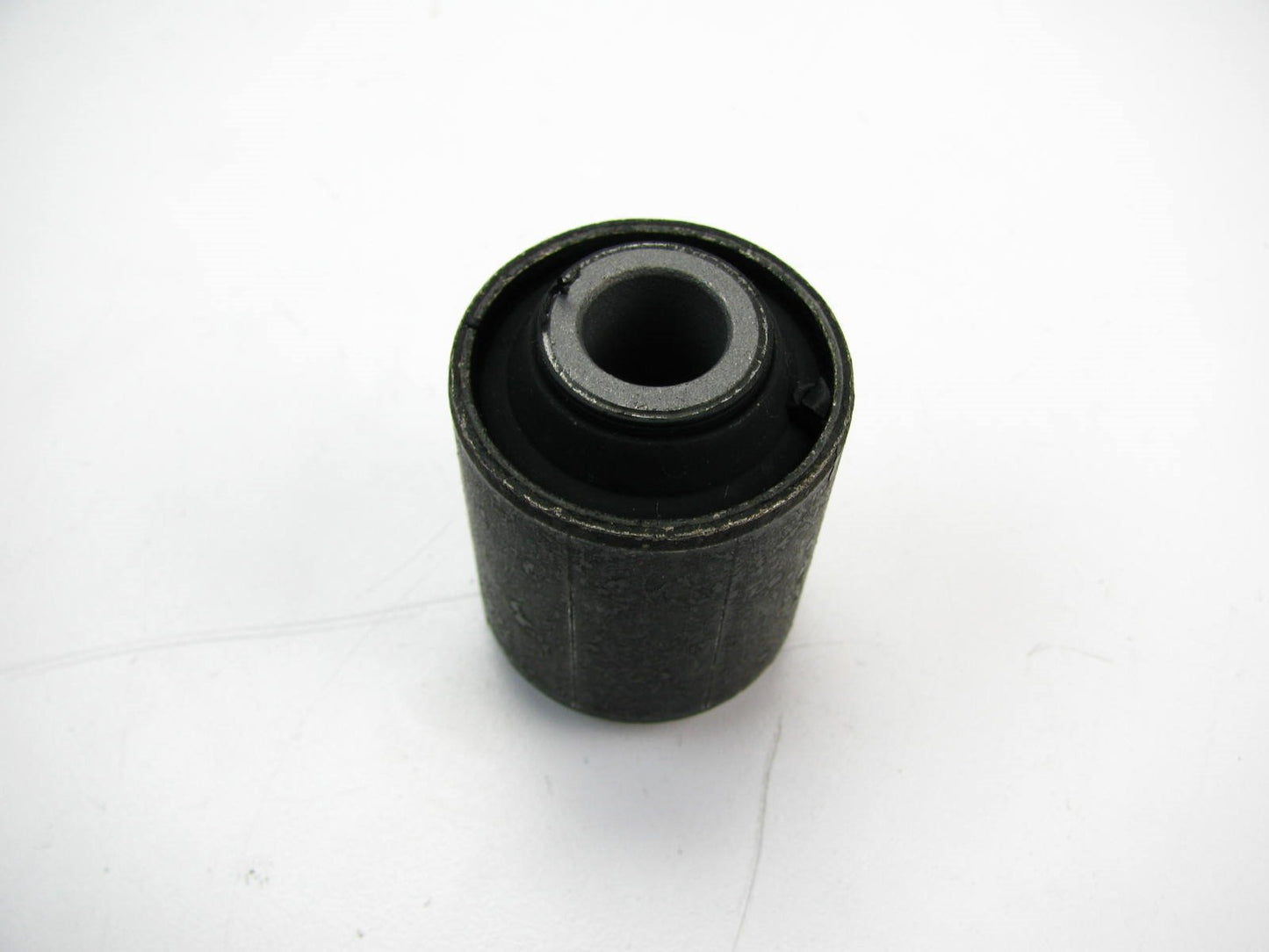 New Genuine Rear Suspension Control Arm Bushing OEM For 99-05 Sonata 5521538000