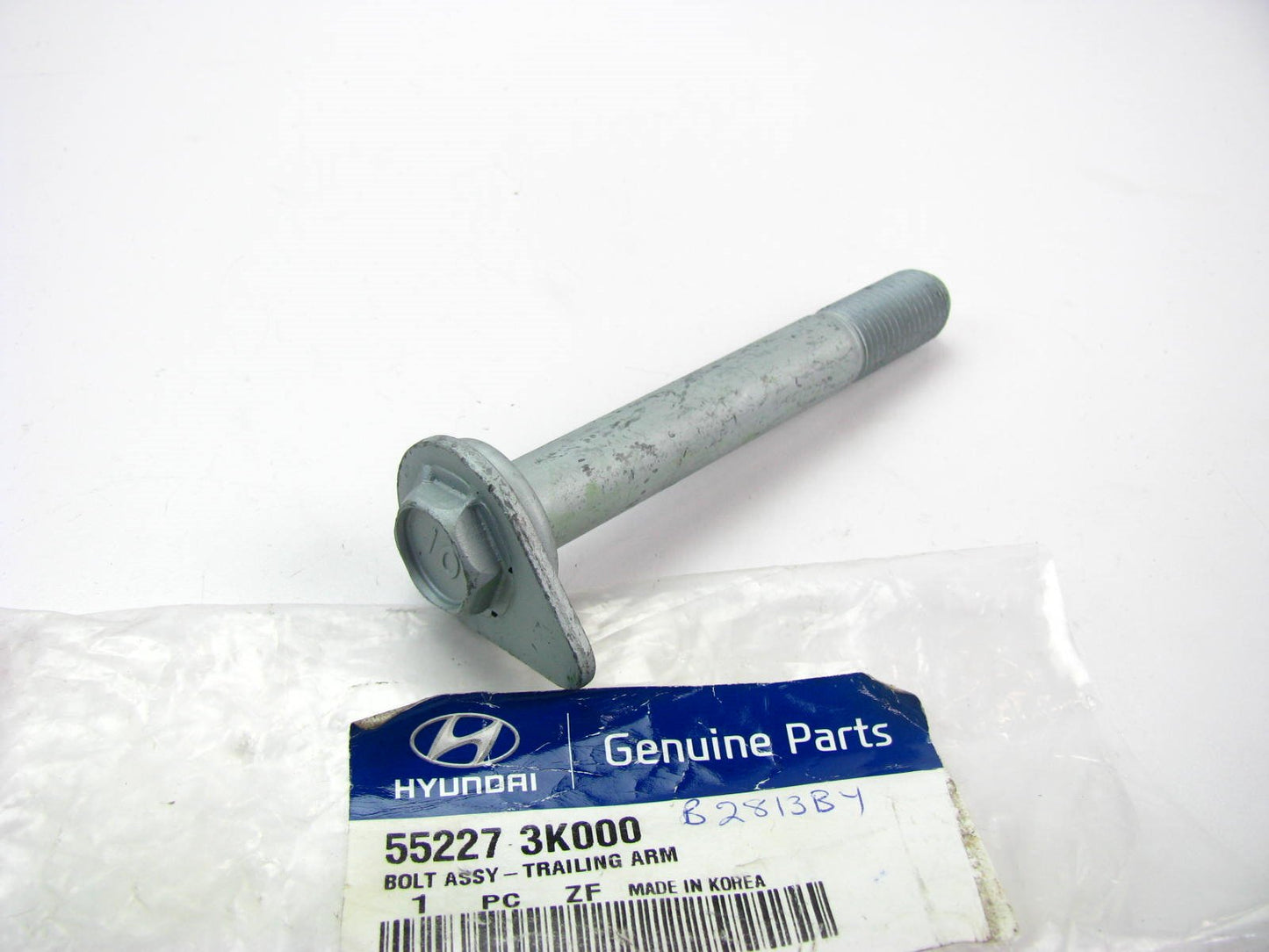 NEW GENUINE REAR Suspension Trailing Arm Bolt OEM For Hyundai 552273K000