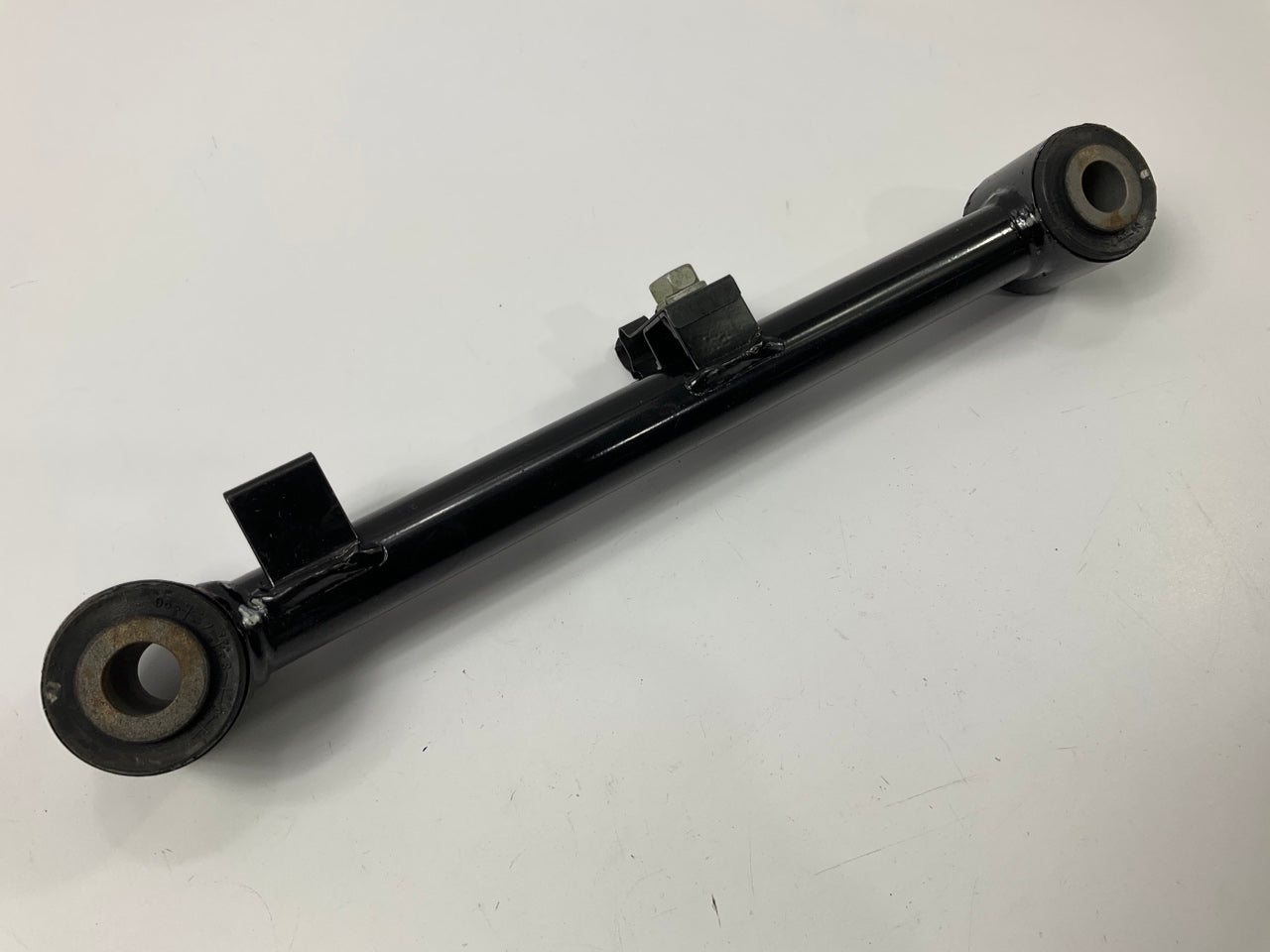 NEW Rear Rearward Lateral Control Arm For 2006-2010 Hyundai Sonata 552503K601DS