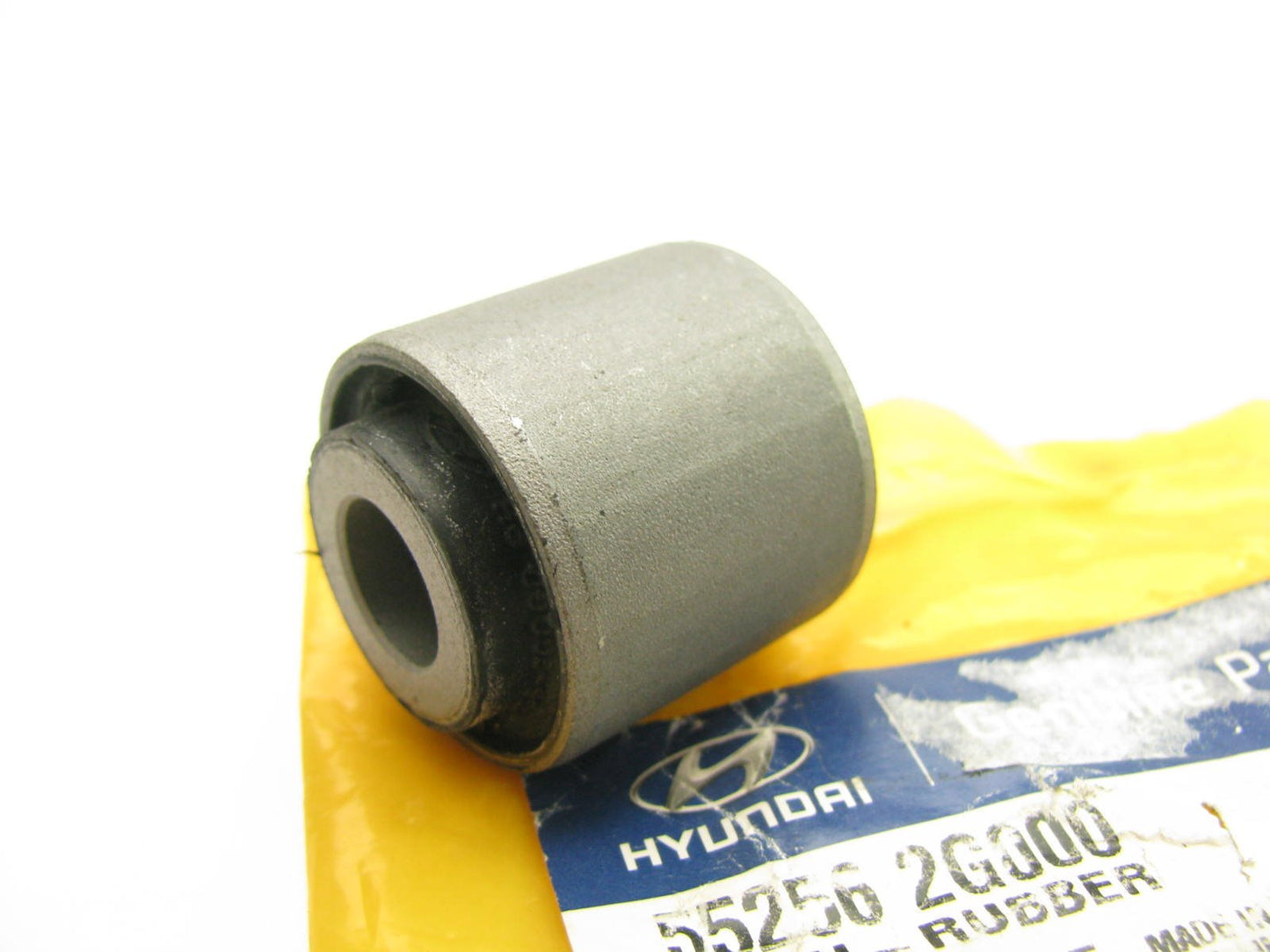 NEW - OEM 552562G000 REAR Suspension Front Lateral Arm Bushing For 07-10 Elantra