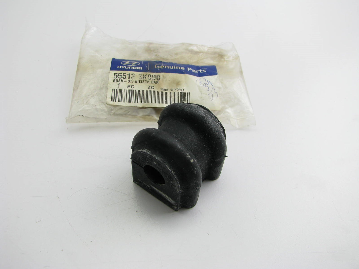 Rear Sway Bar Stabilizer Bar Bushing OEM For 2006-08 Hyundai Sonata 555133K000