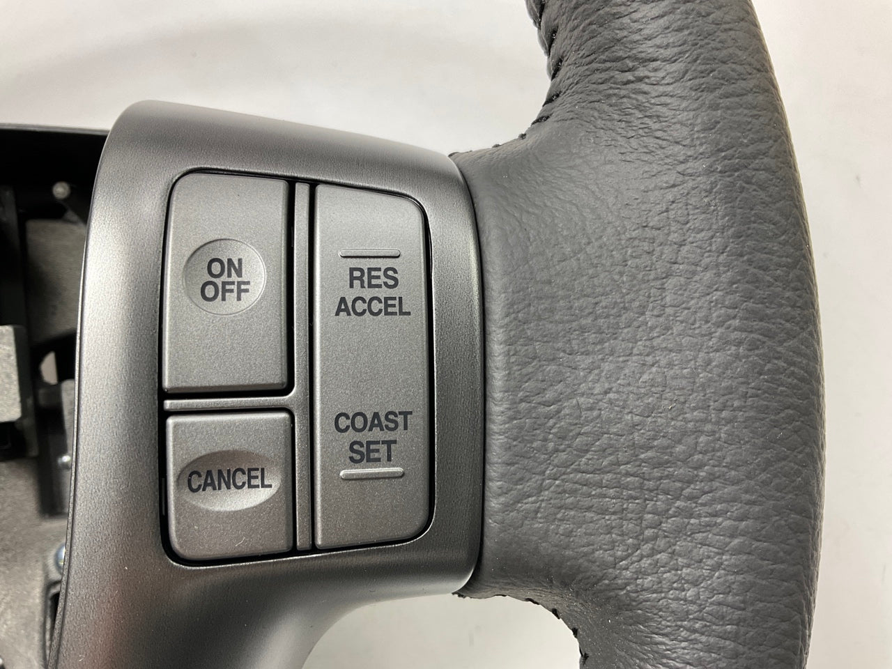 NEW Leather Steering Wheel W Remote Switches OEM For 07-11 Veracruz 561003J3009V