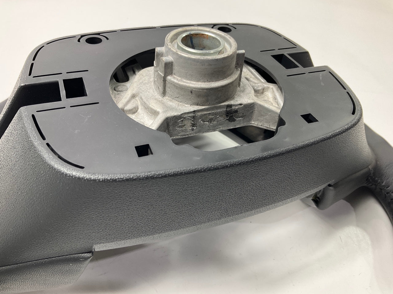 NEW Vinyl Steering Wheel OEM For 2009-2012 Genesis Coupe 561102M2009P